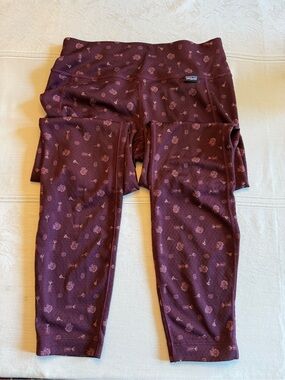 Patagonia Women’s Maroon Floral Capilene Leggings & Top